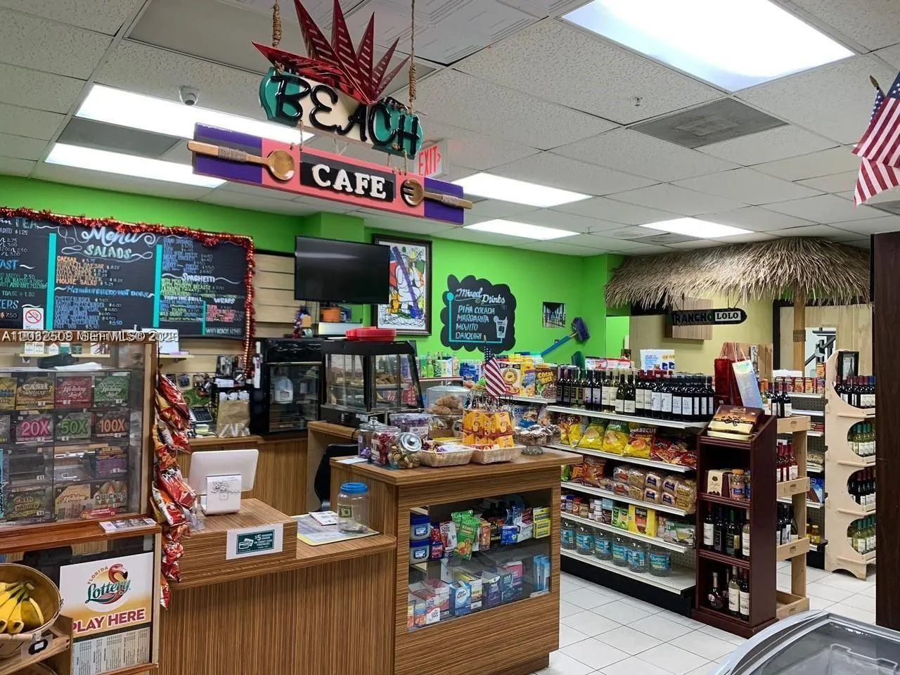 Convenience Store-Cafe