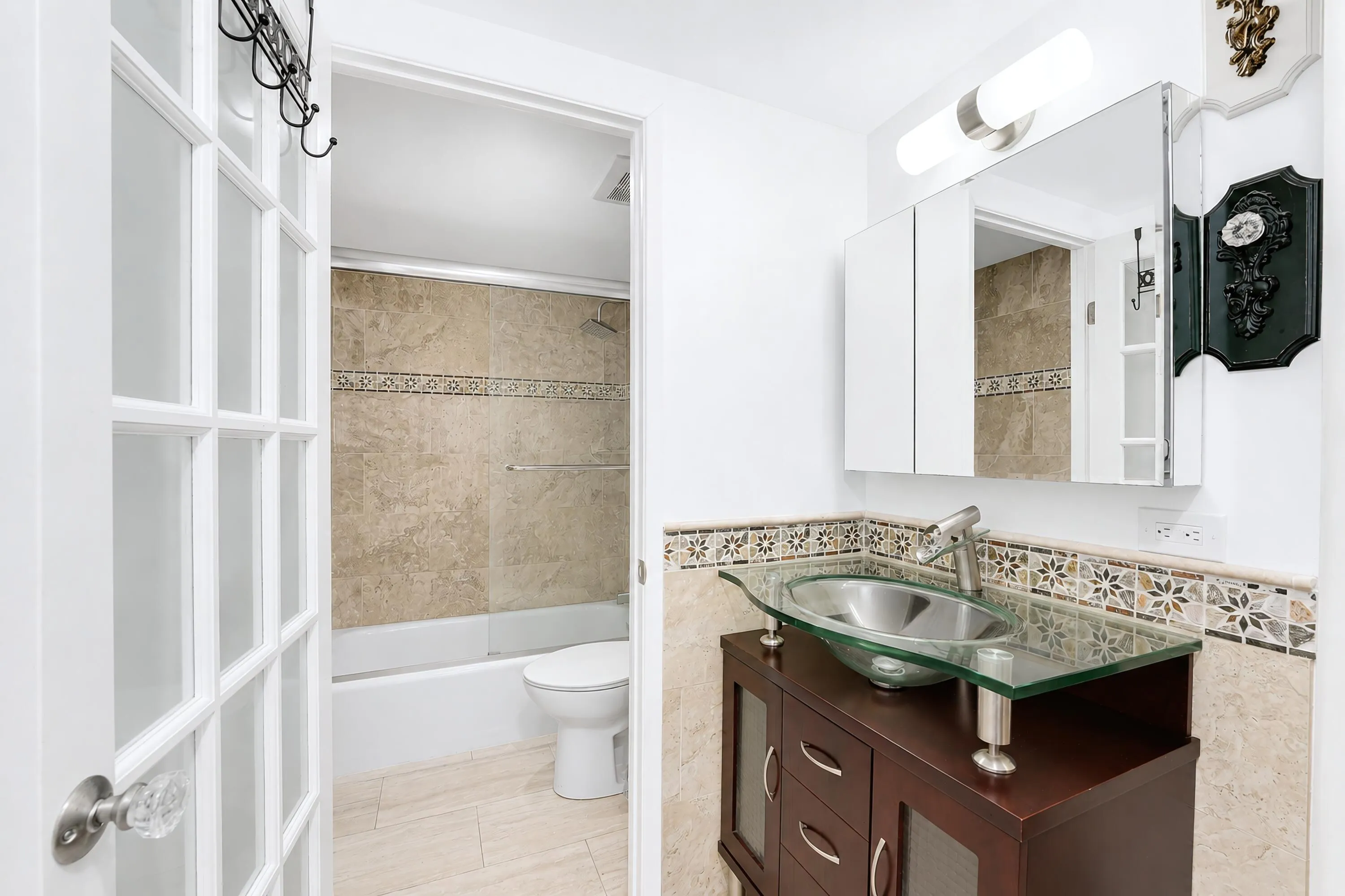 En-Suite Bathroom