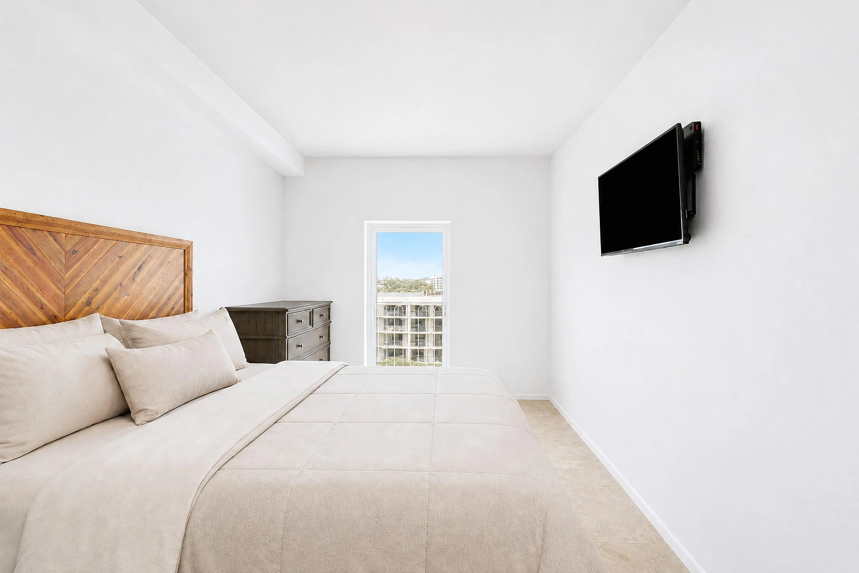 Guest Bedroom w/ Balcony Access