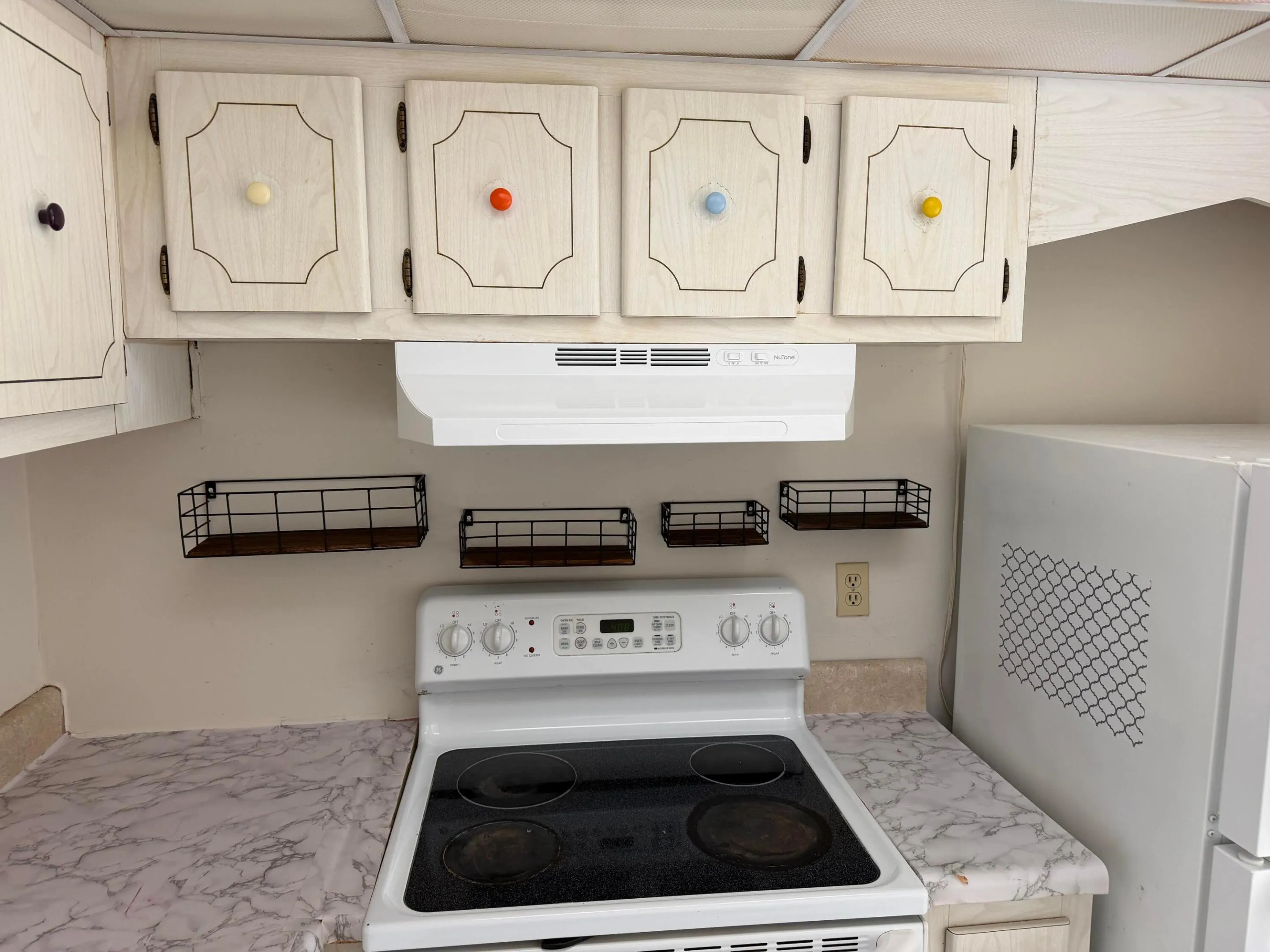 Glass top stove