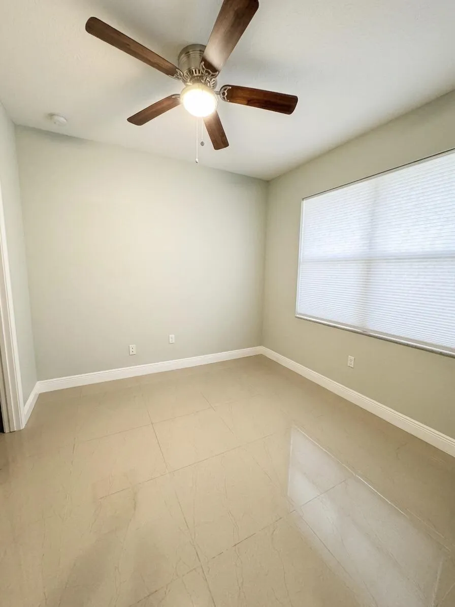 3rd Bedroom (Non-Primary)