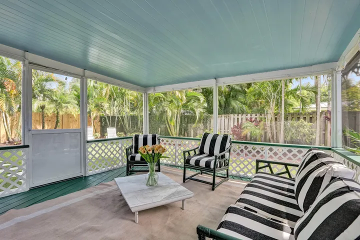 Screened patio
