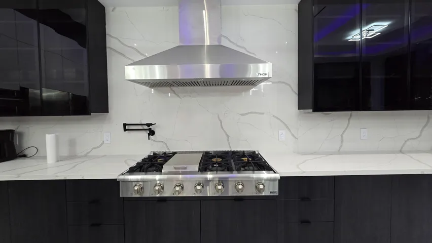 Gas cooktop