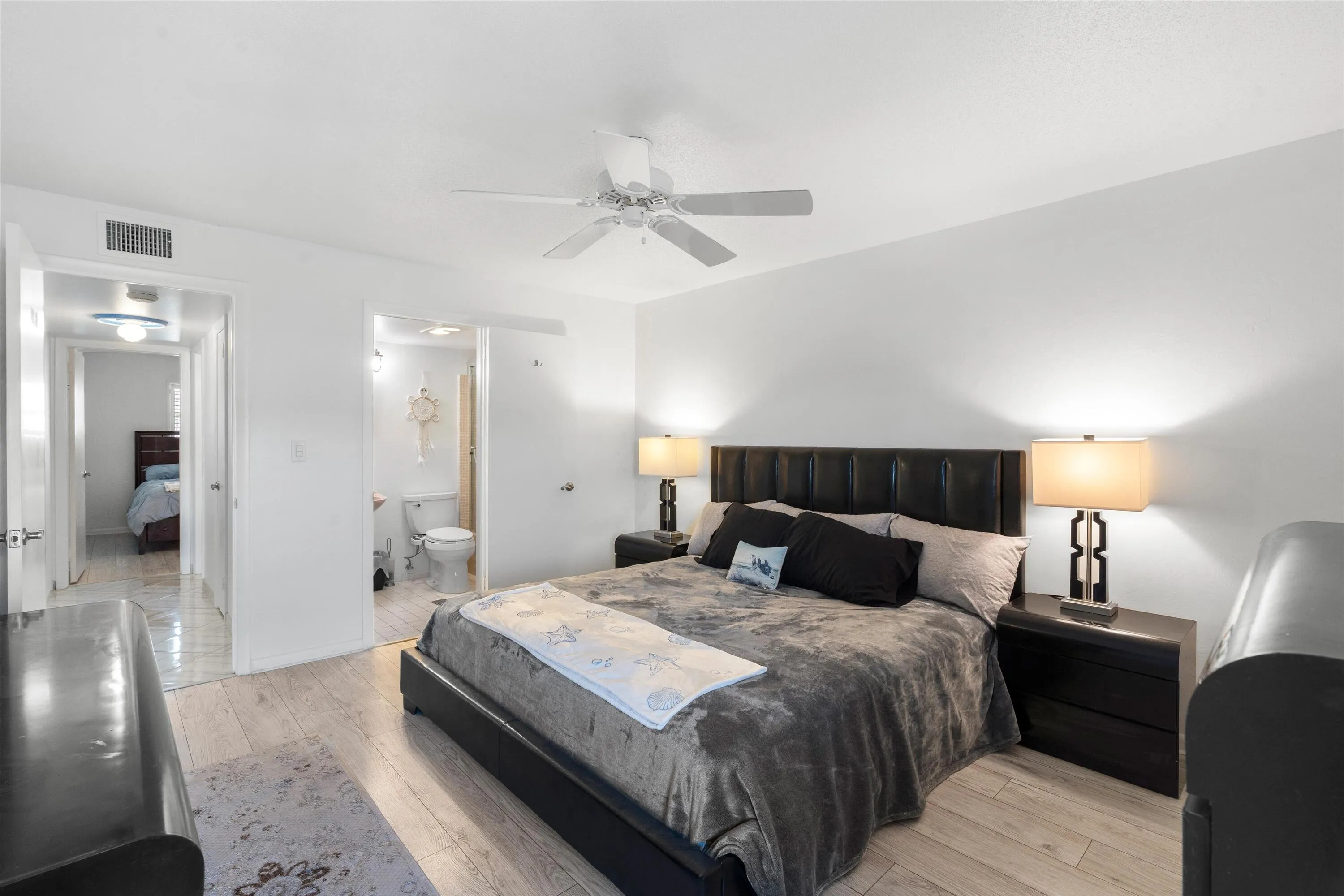 13-117 Lehane TErr #210 NPB, FL-113