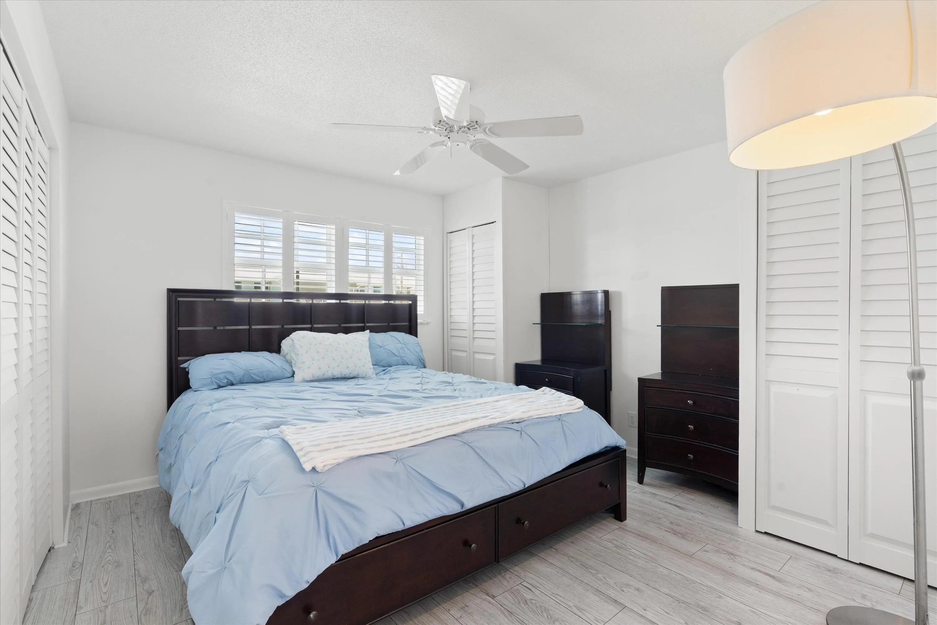 19-117 Lehane TErr #210 NPB, FL-119