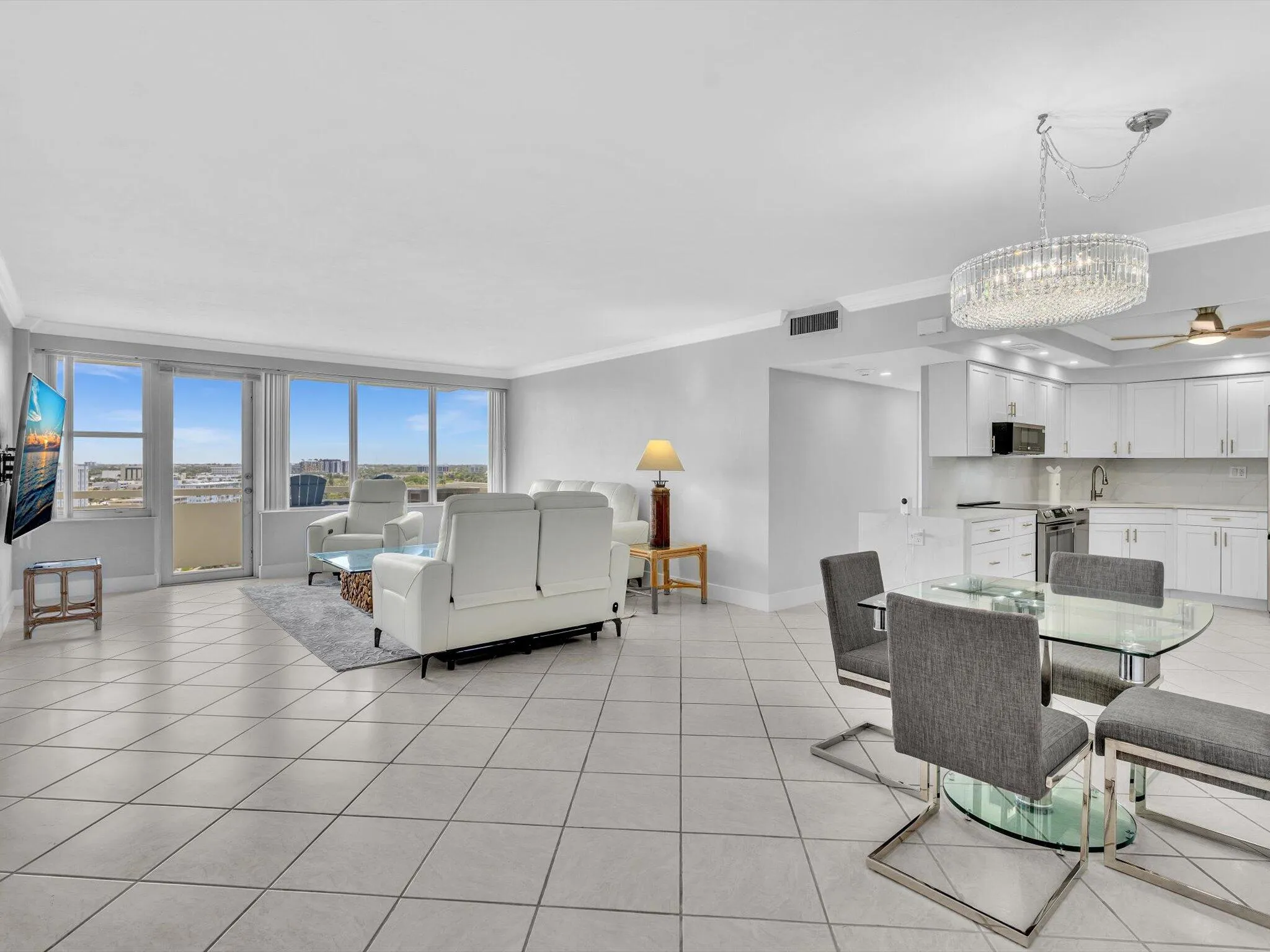 Large 3 bedroom corner residence