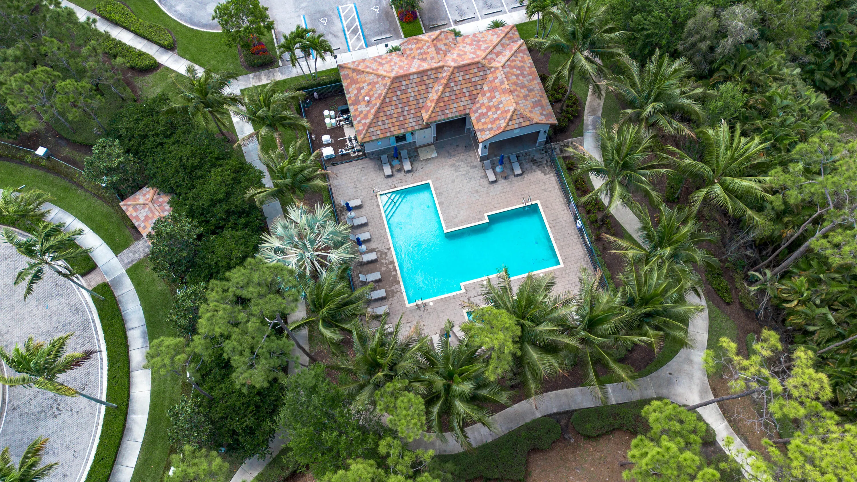 Community pool