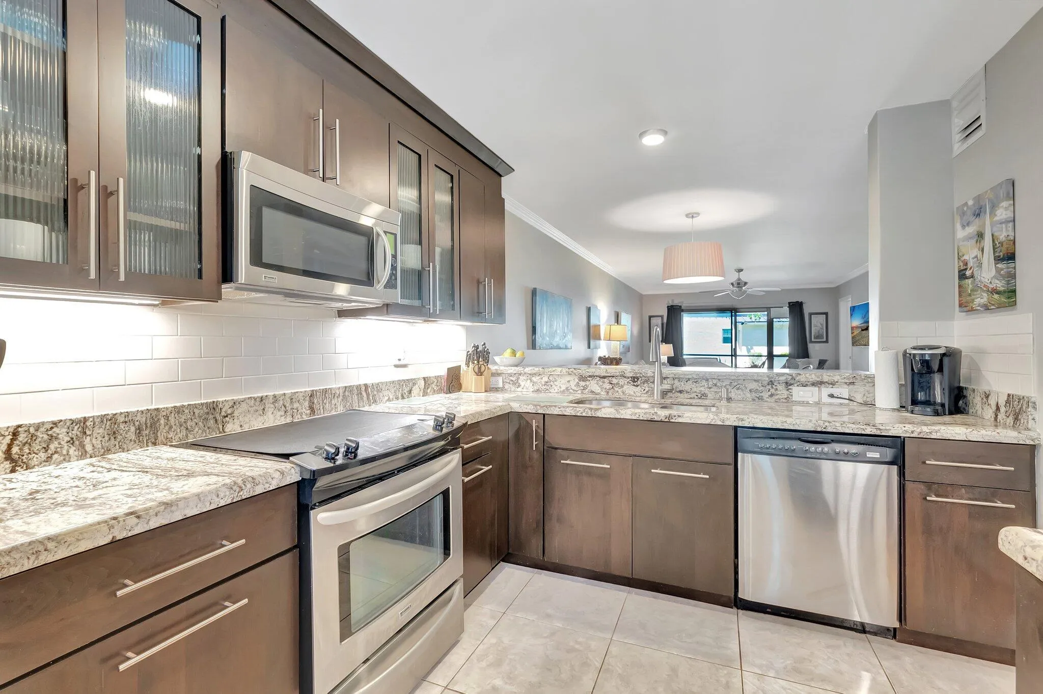 Kitchen pic 3
