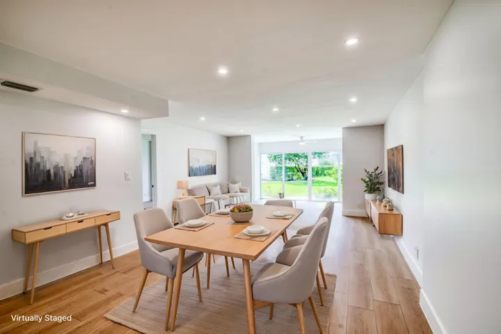 _IMG1565 - Dining Room - Standard - 0