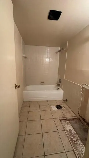 2nd bathroom