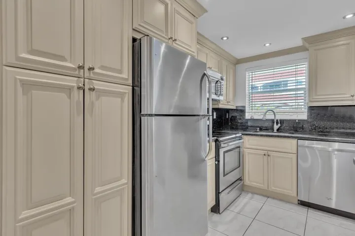 Stainless Appliances