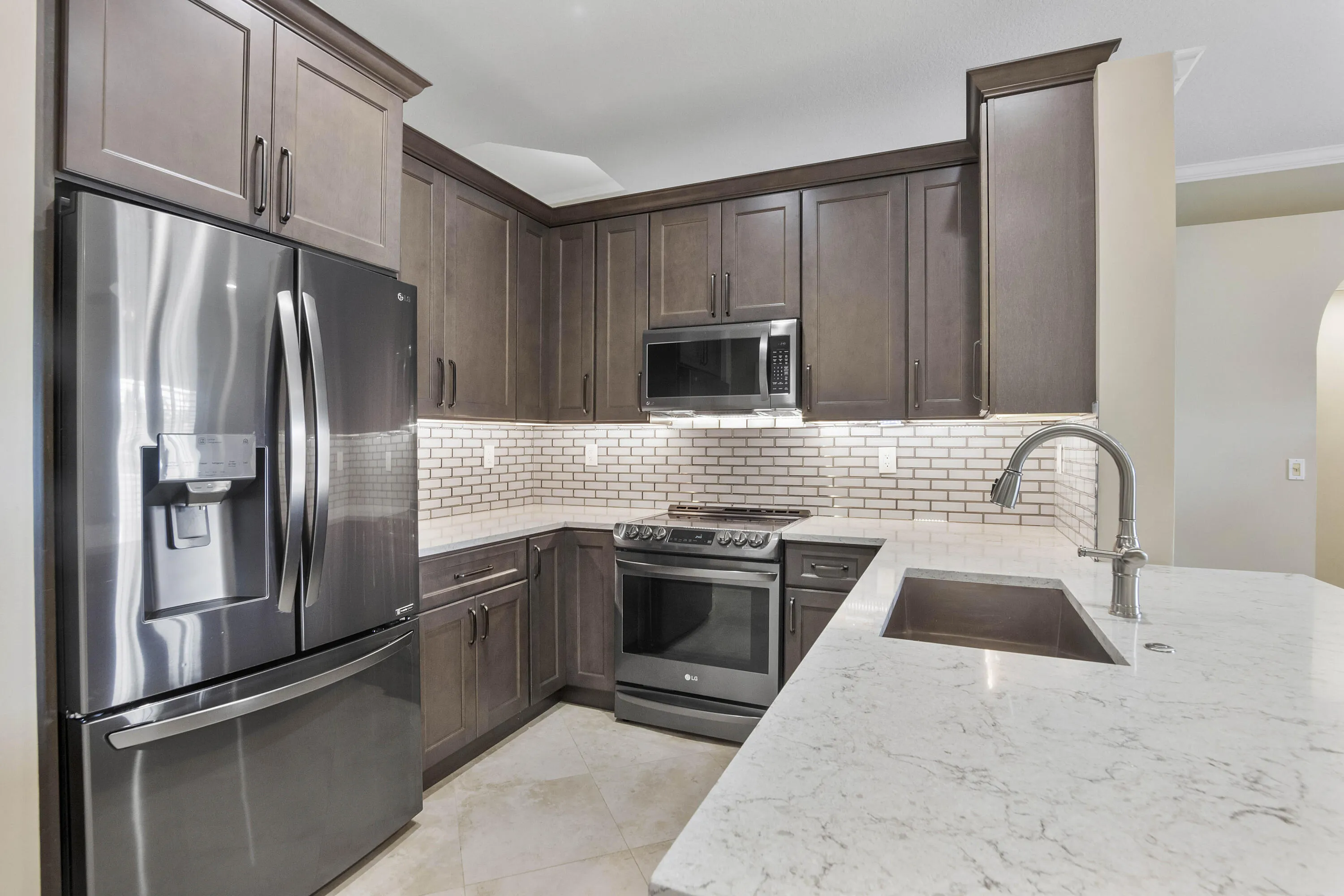 11548 NW 49th Ct_019