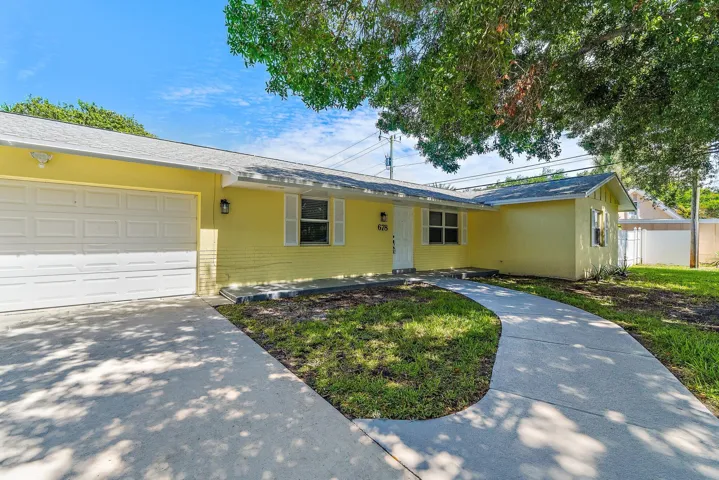 024-678RiversideDr-PalmBeachGardens-SMAL