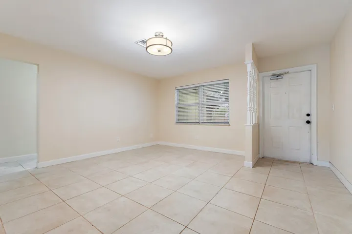 027-678RiversideDr-PalmBeachGardens-SMAL