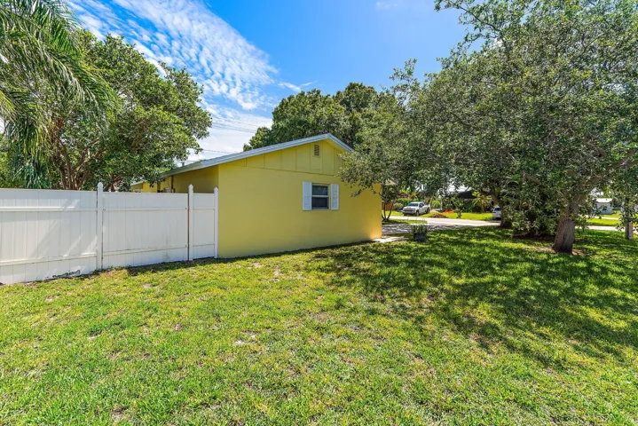056-678RiversideDr-PalmBeachGardens-SMAL