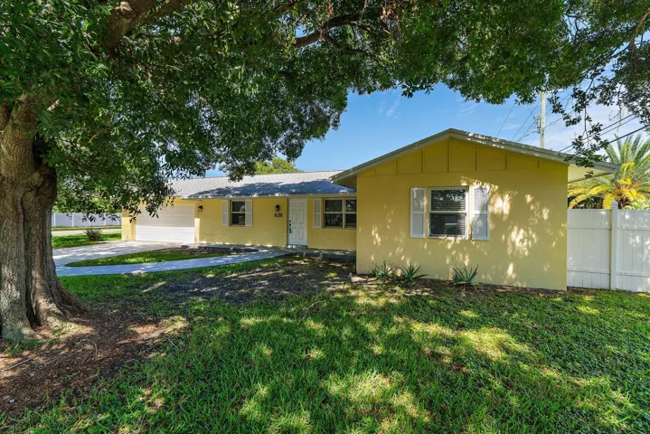 020-678RiversideDr-PalmBeachGardens-SMAL