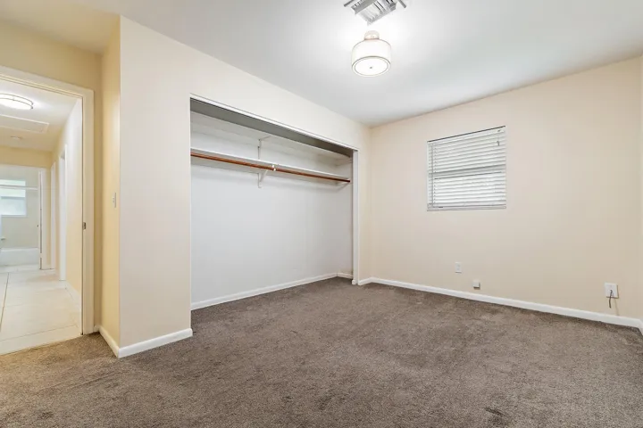 048-678RiversideDr-PalmBeachGardens-SMAL