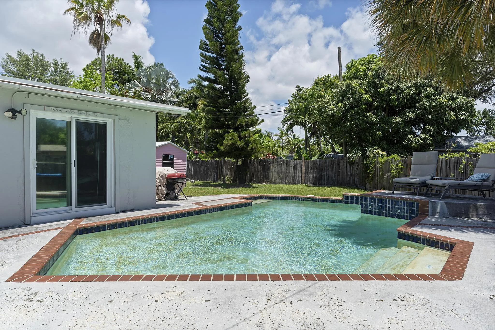 2807 SW 14th St - 065