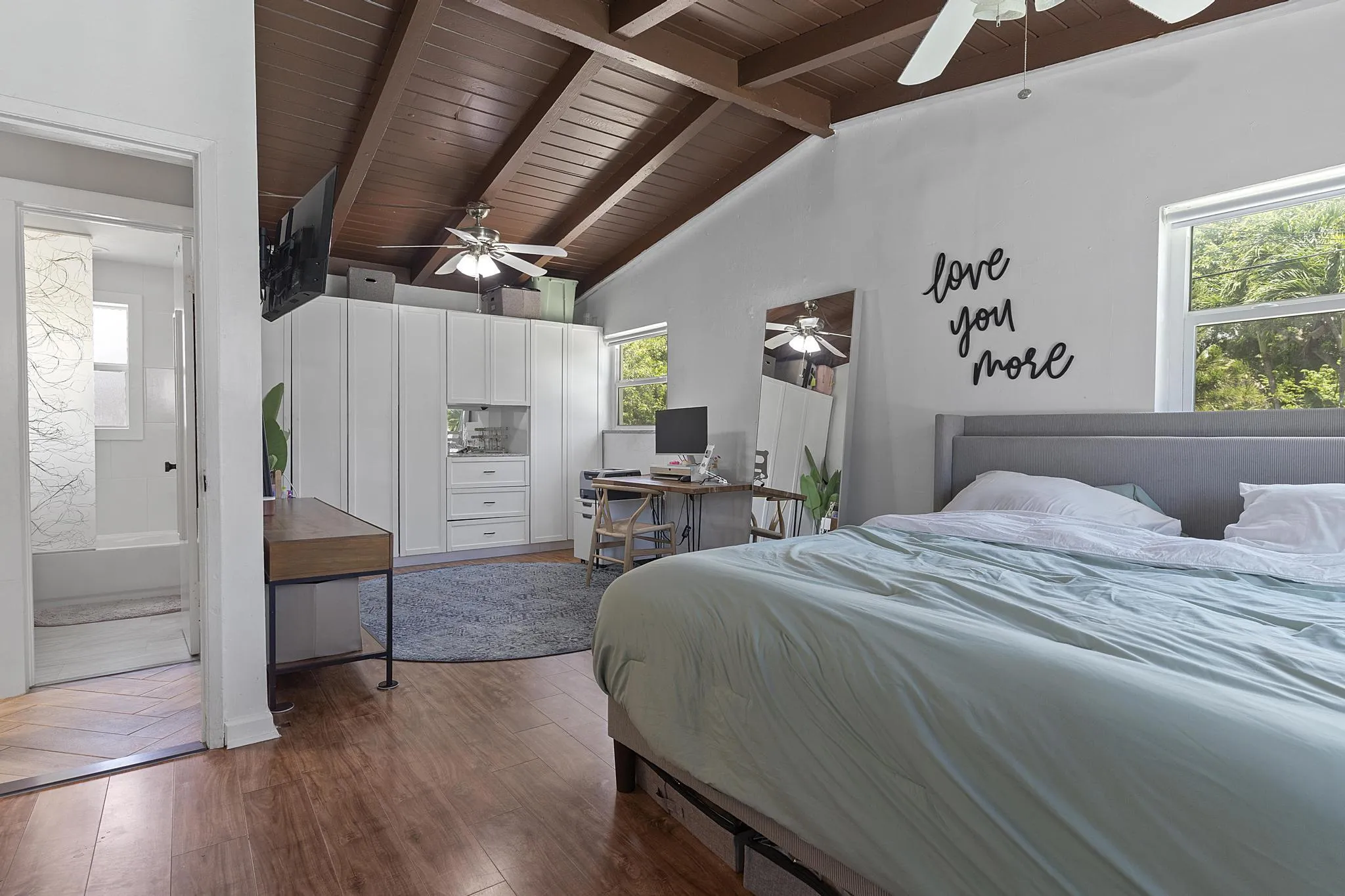2807 SW 14th St - 055