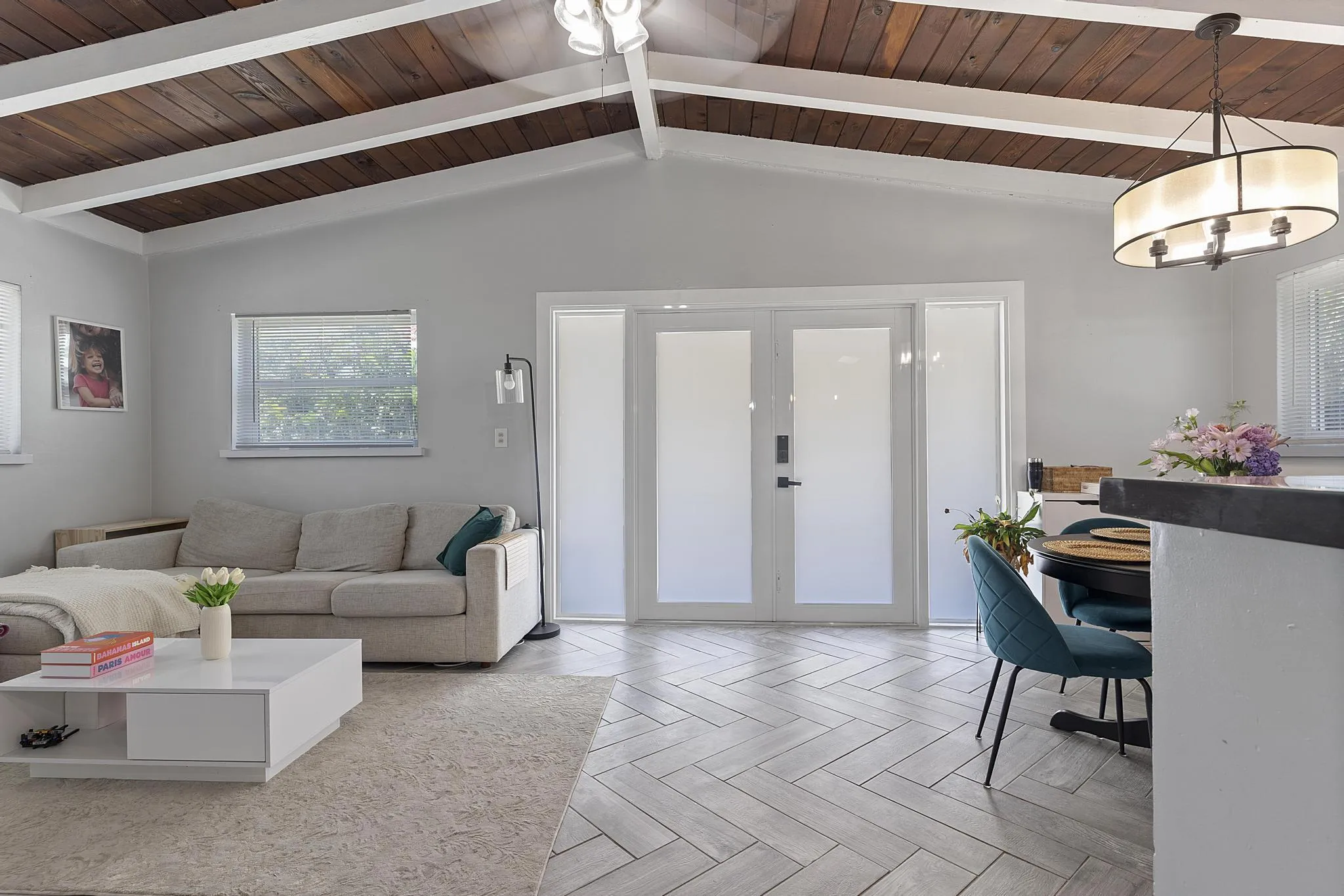 2807 SW 14th St - 050