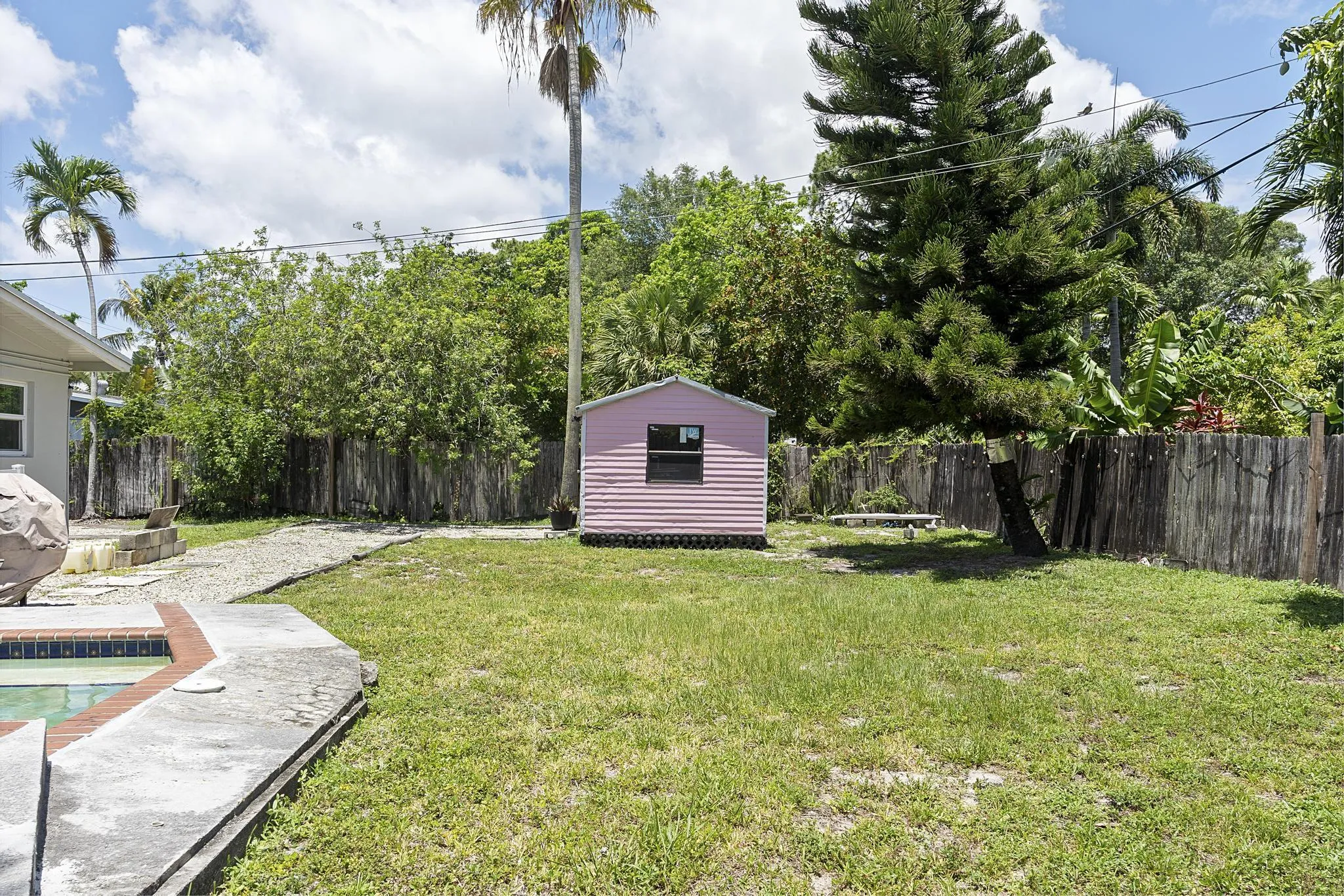 2807 SW 14th St - 069