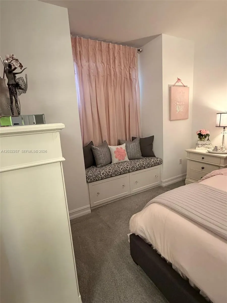 Property photo 273