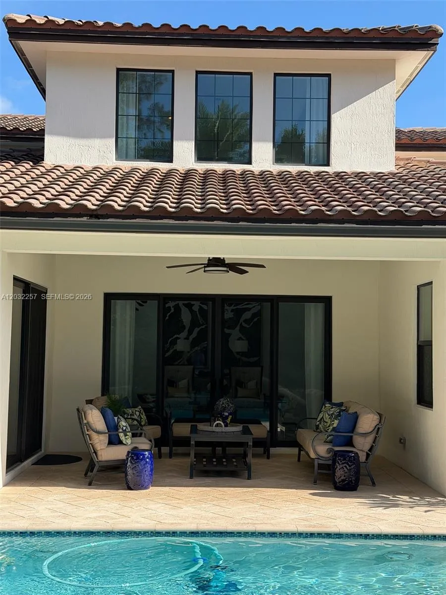 Property photo 369