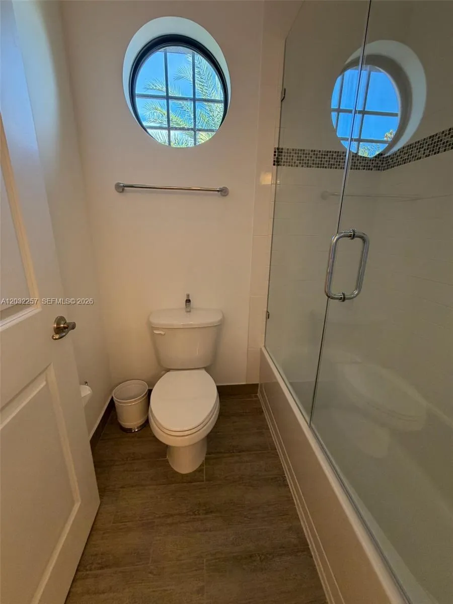 Property photo 266