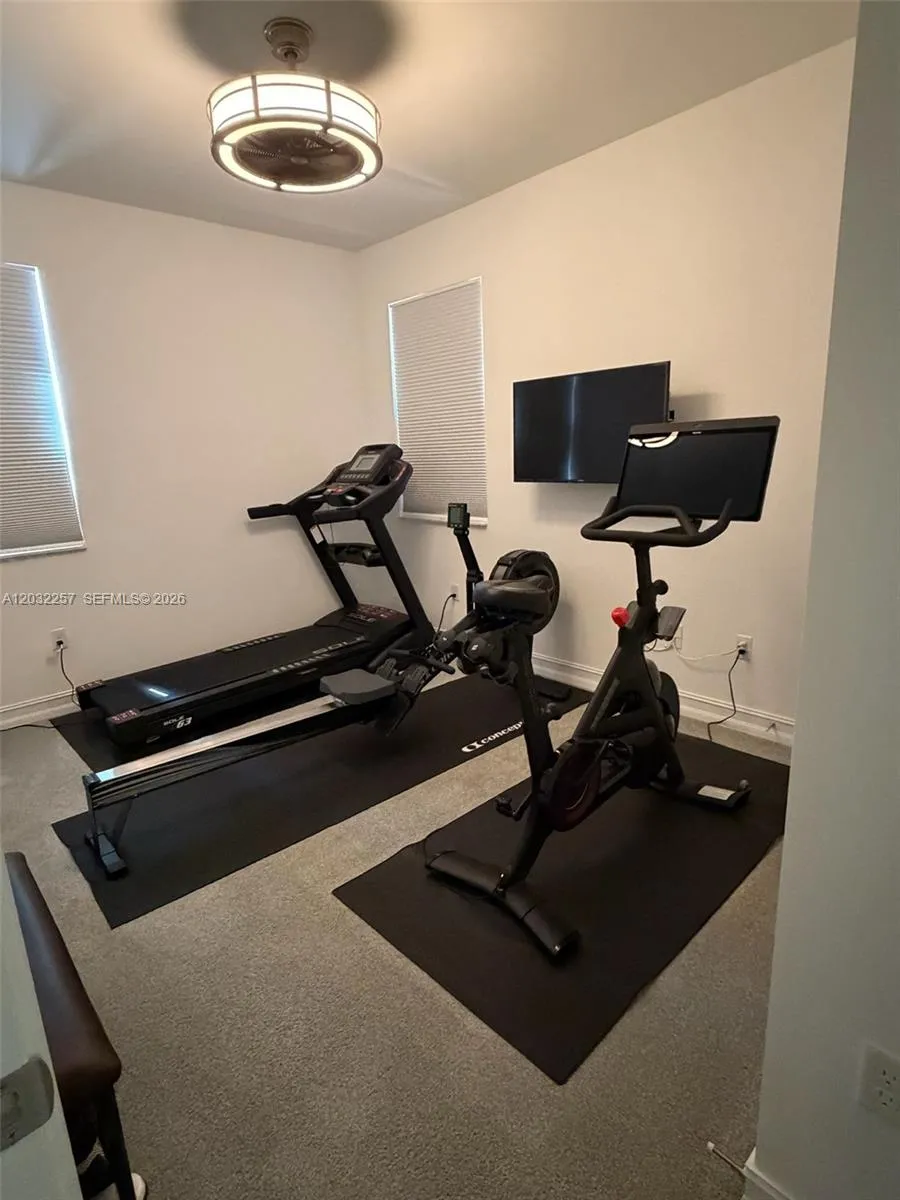Property photo 304