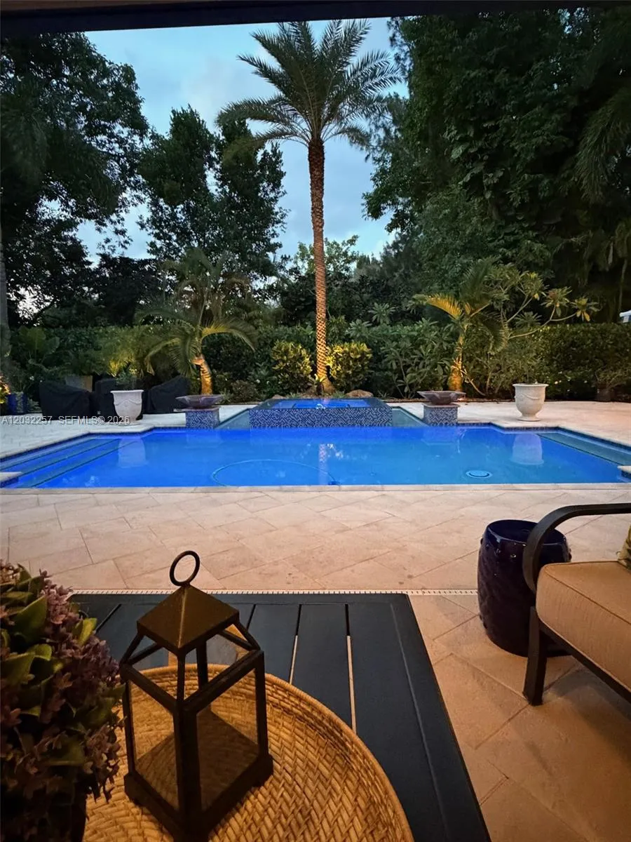 Property photo 309