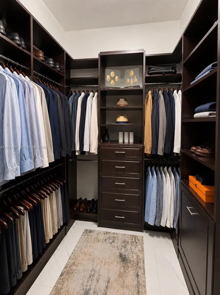 Property photo 161