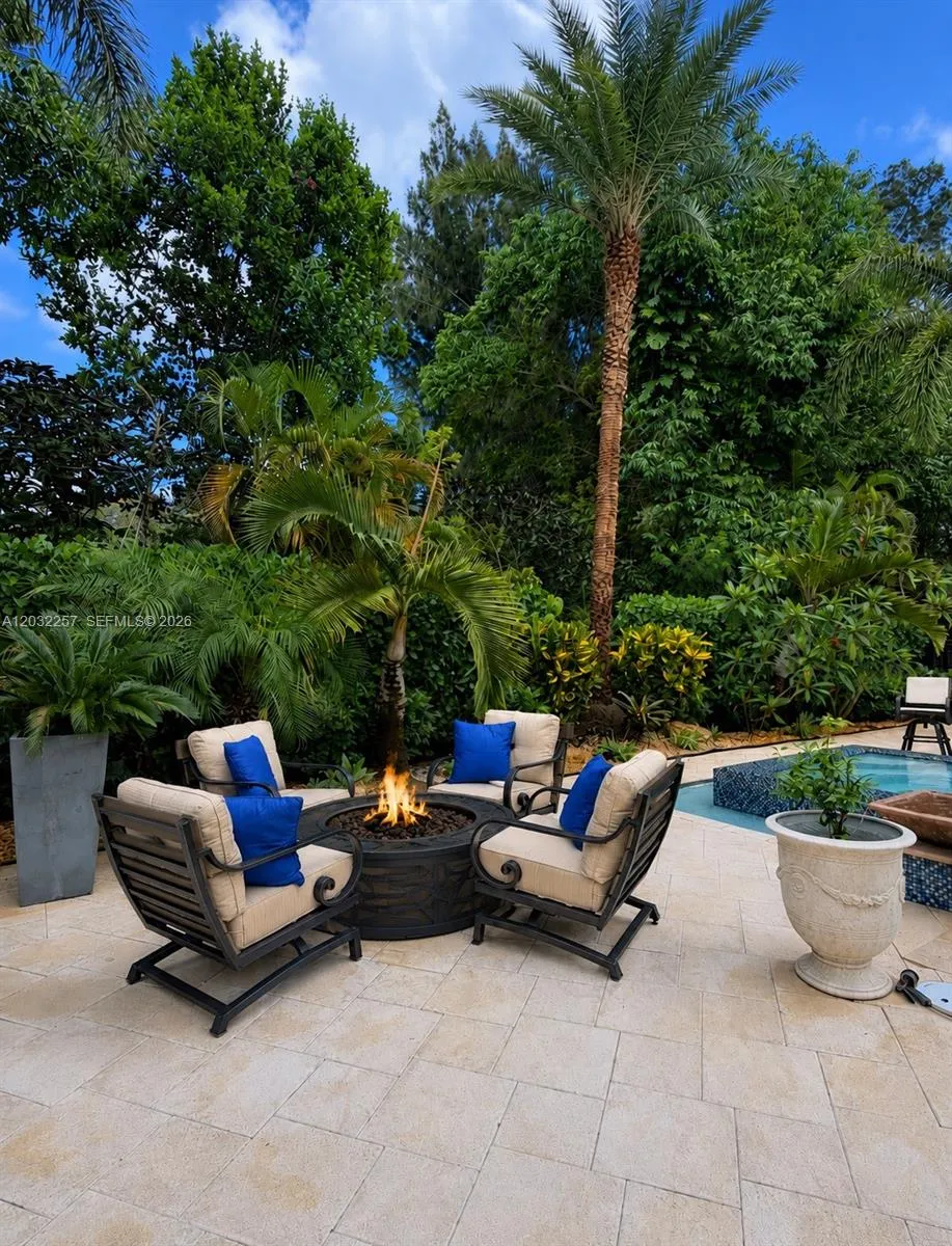 Property photo 331