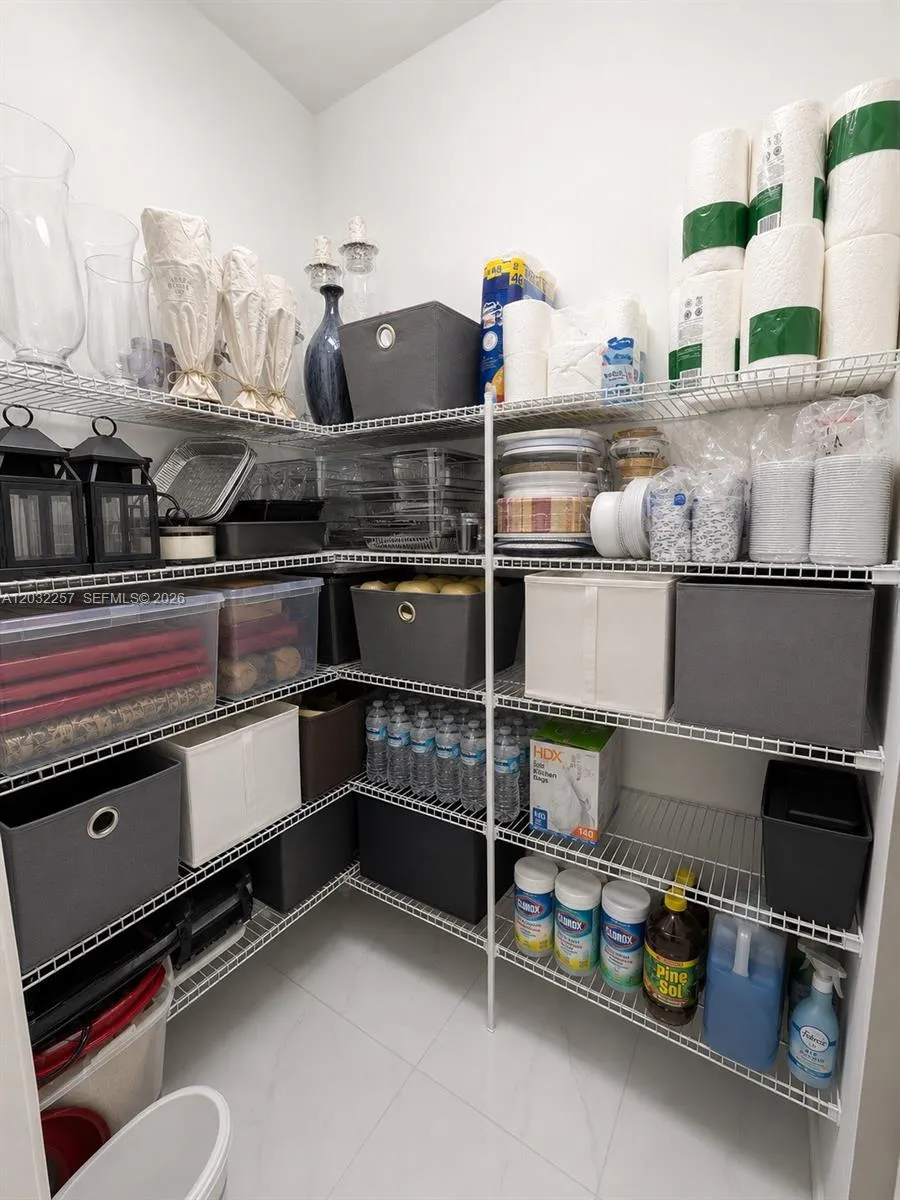 Property photo 214