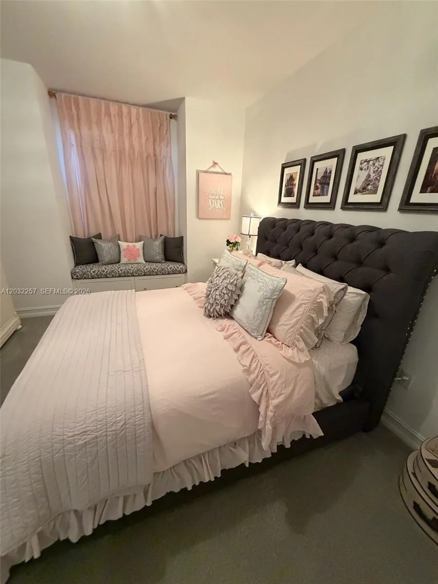 Property photo 285