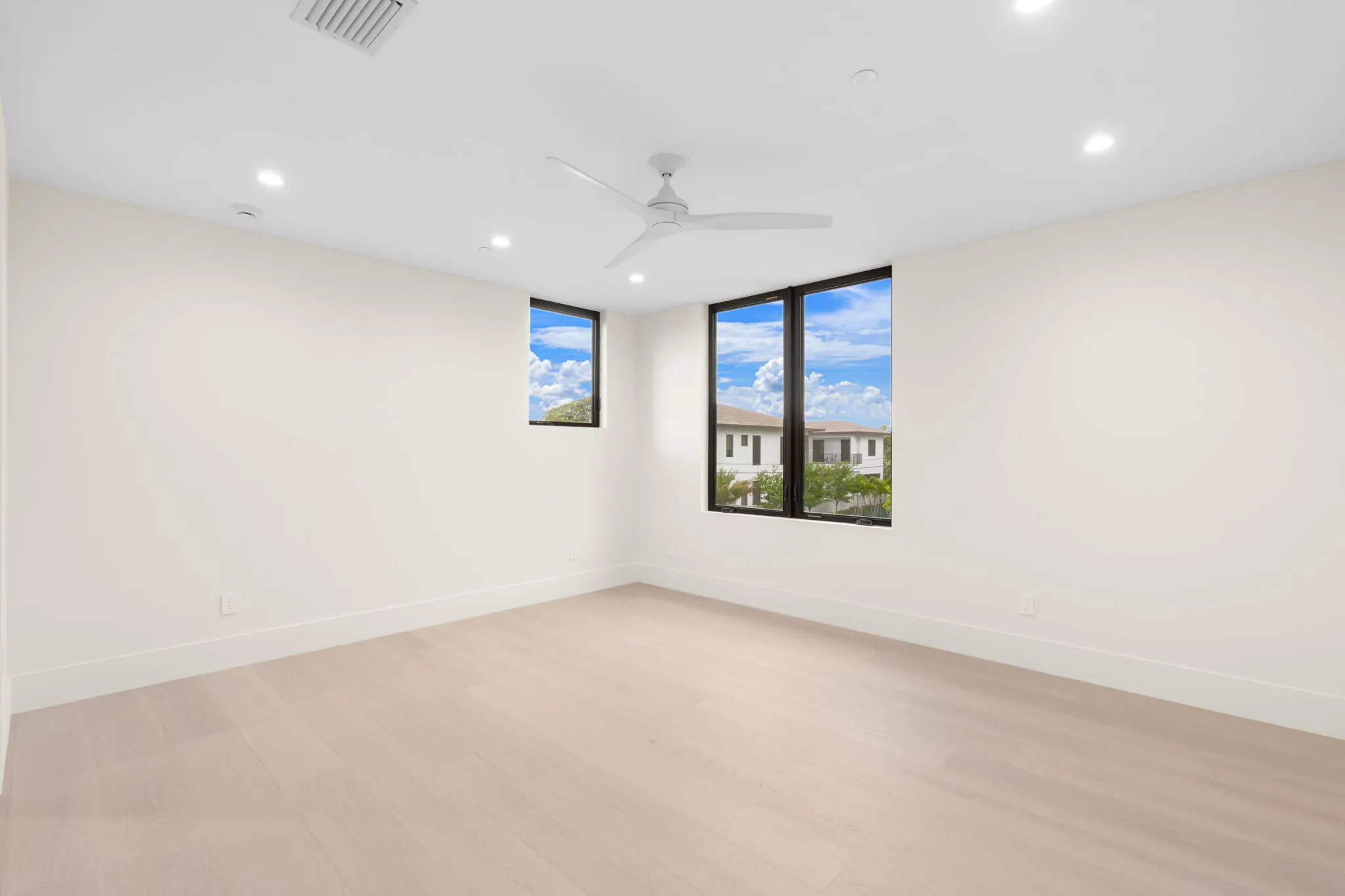 52 Bedroom 2