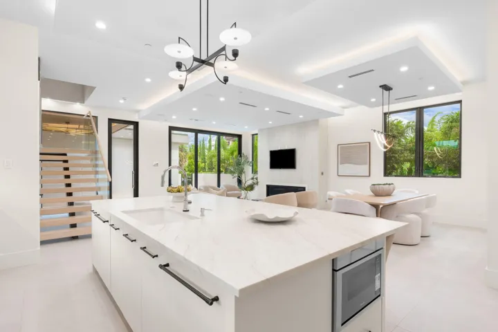15Kitchen