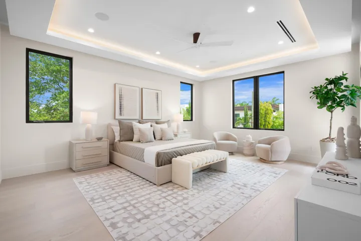 18 Primary Bedroom
