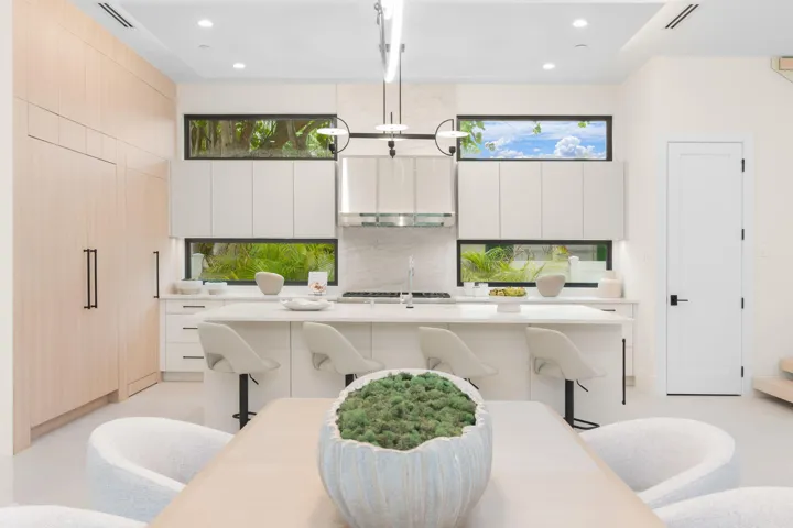 7 Dining Room