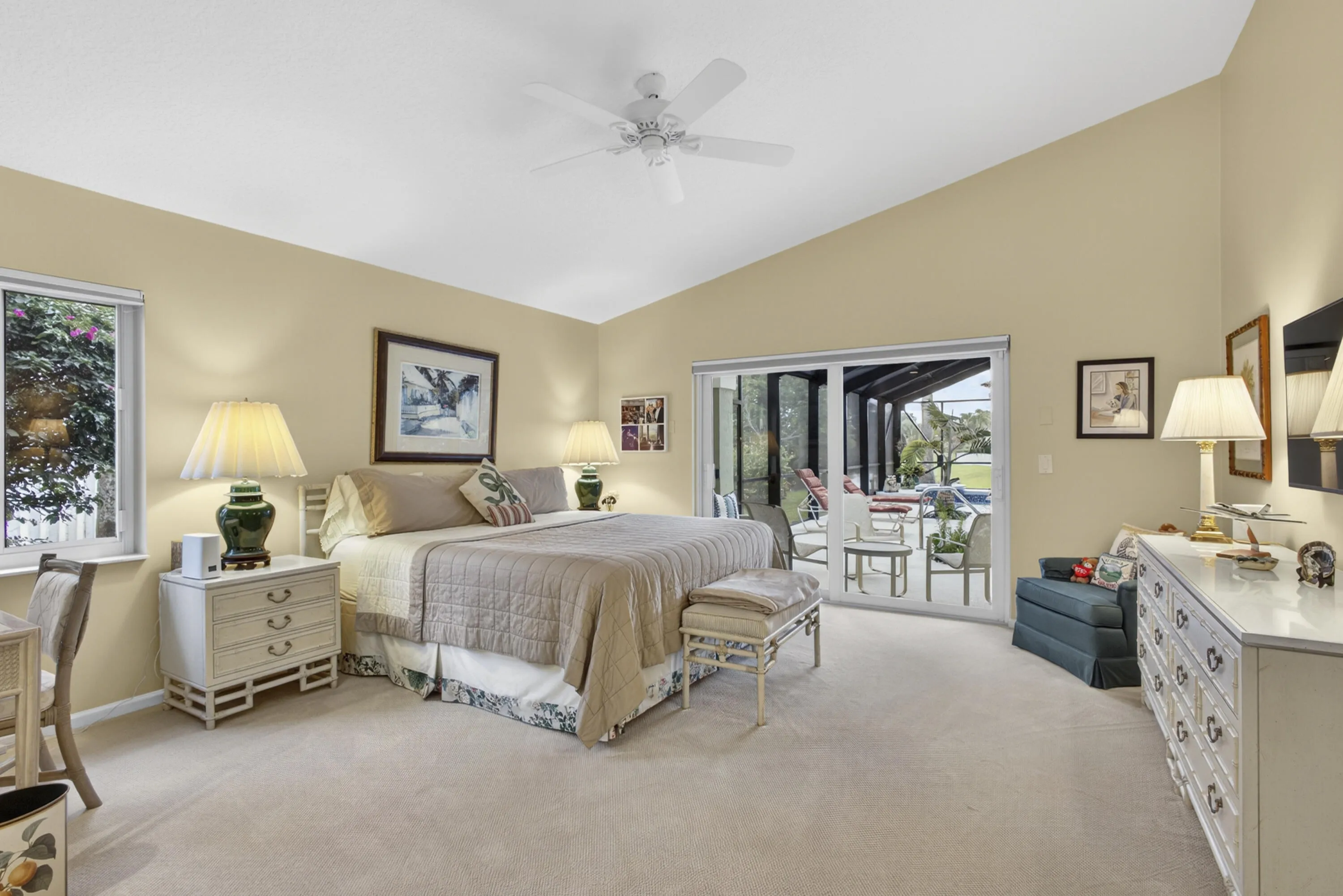 V1 18 Primary BR w pool & lake views 34-