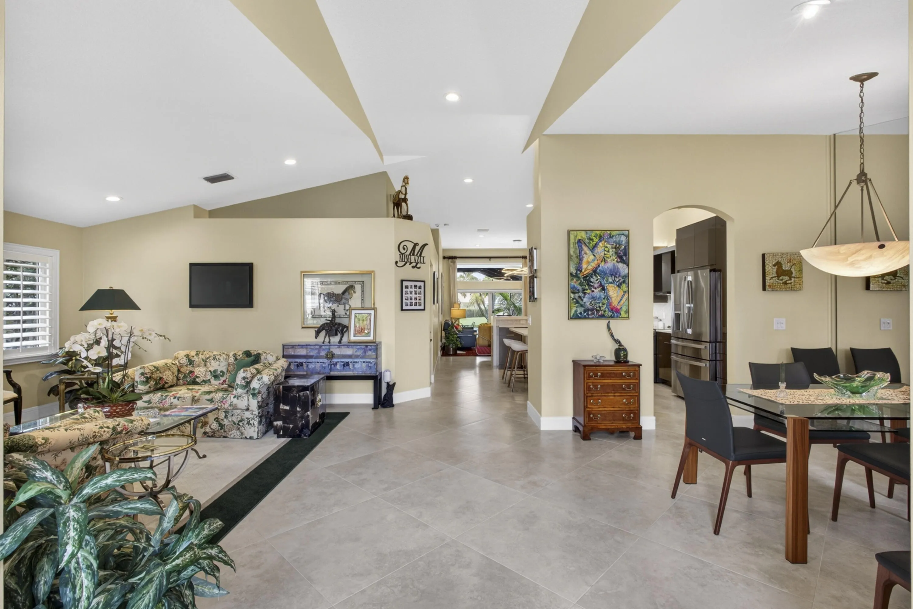 V1 7 Foyer View 11-print-BS1A6011