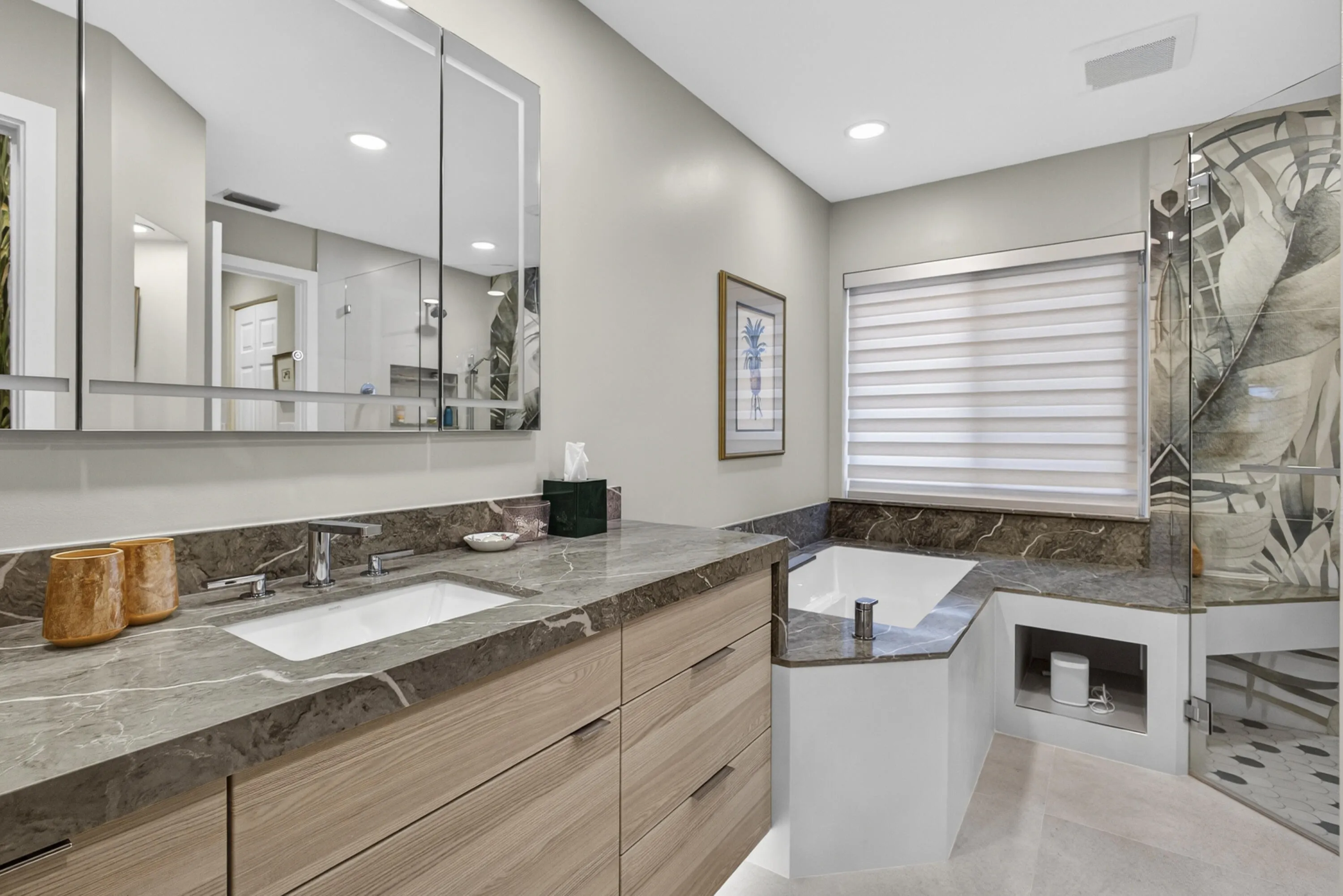 V1 21 Primary Bath 2 38-print-BS1A6141 (