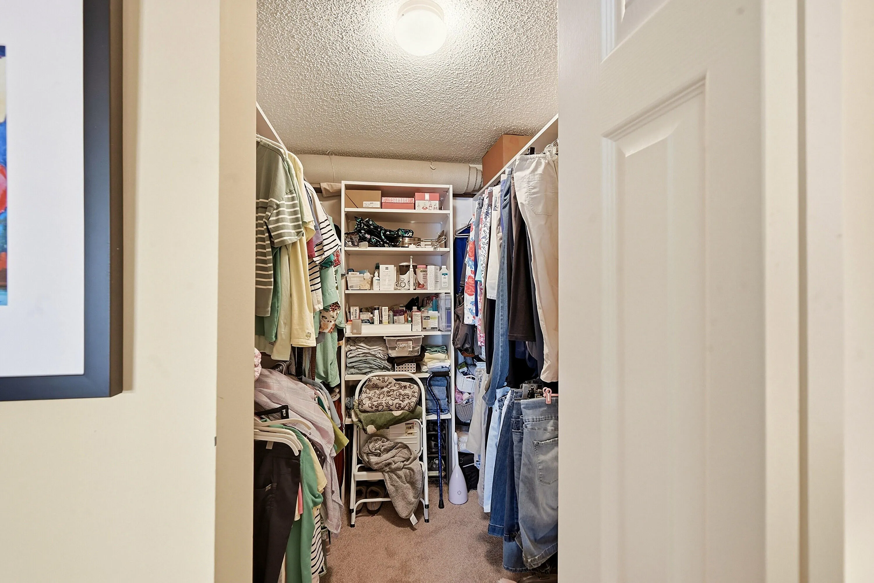 22 Primary walk in closet