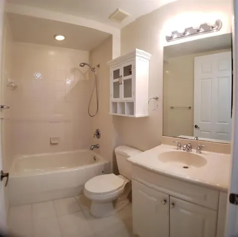 Guest_Bath_1_