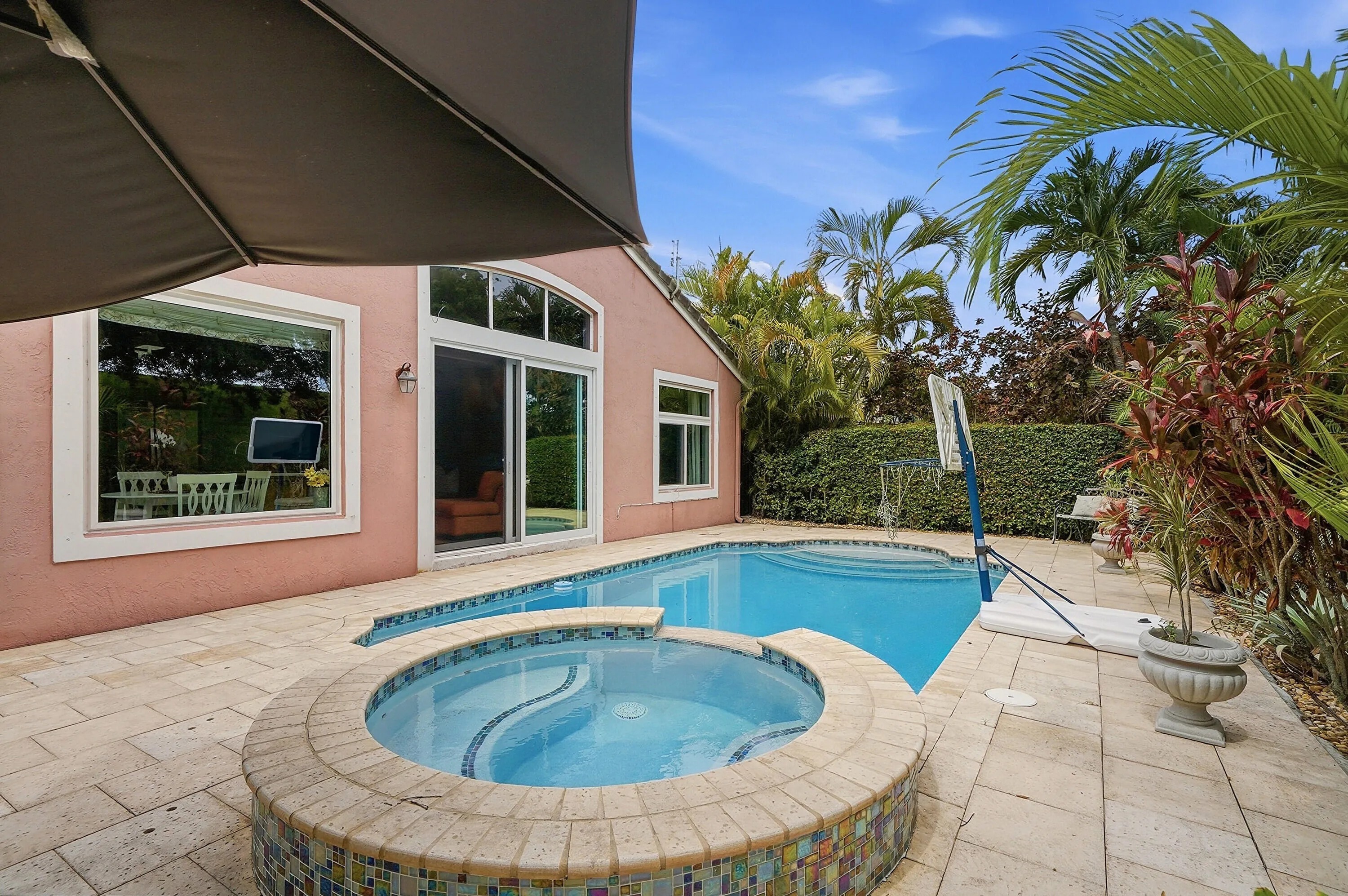 54_pool