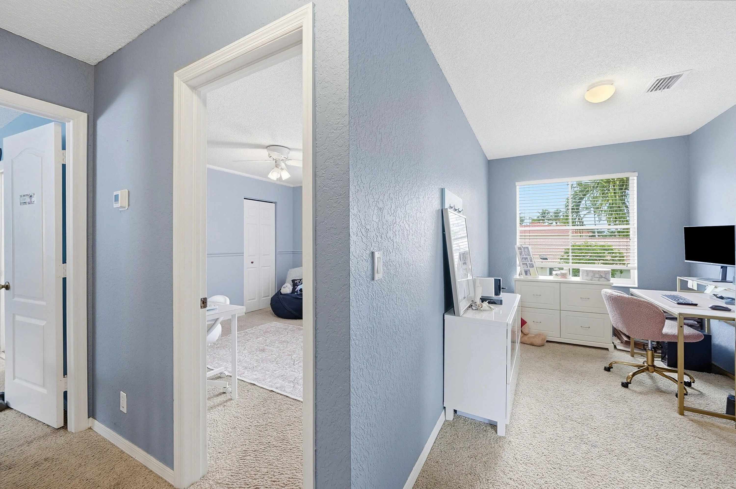 27_stair landing