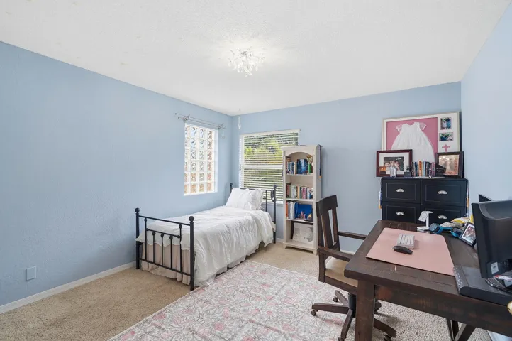 30_bedroom 1