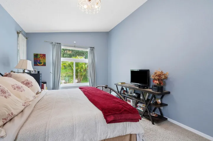 42_primary bedroom
