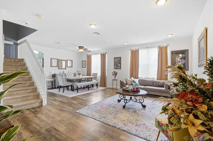 08_living room