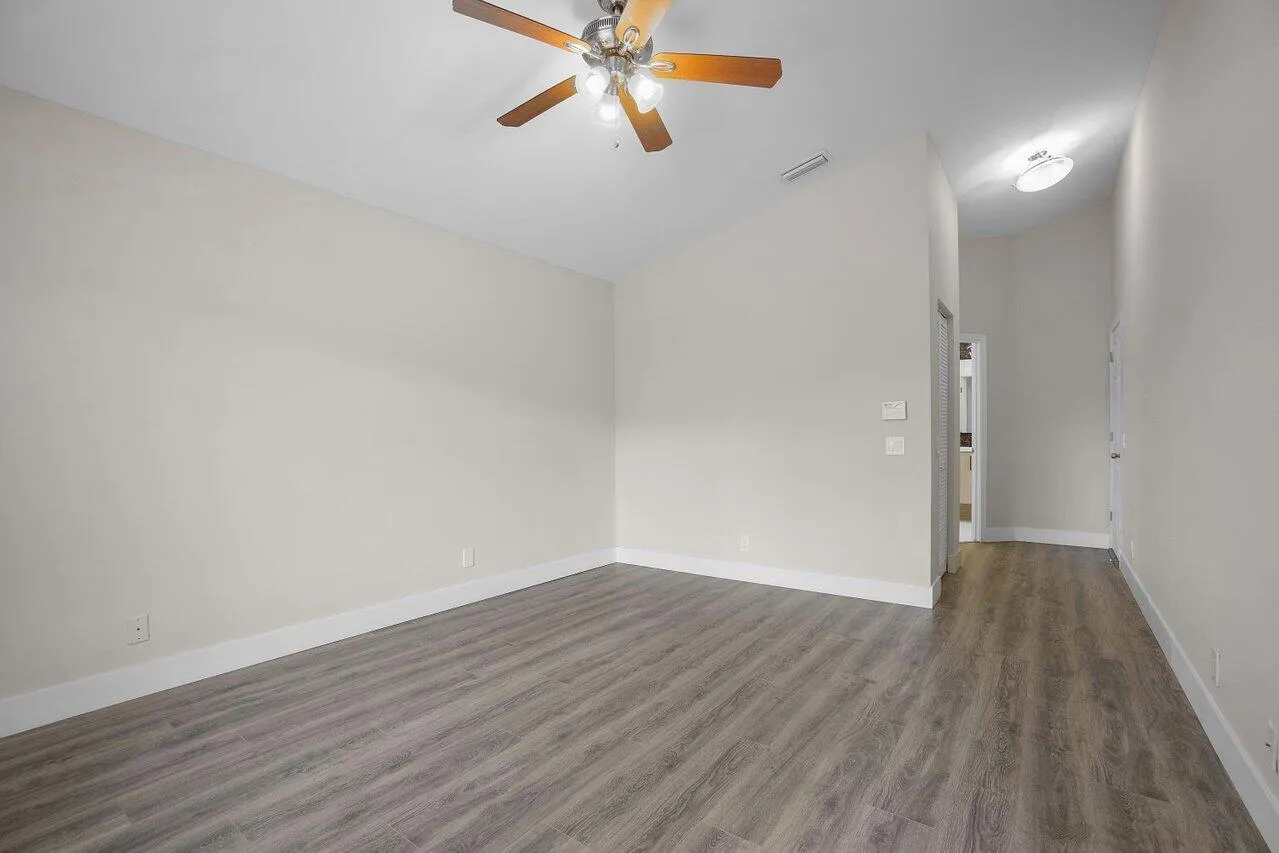 033-660Northwest45thAvenue-DeerfieldBeac