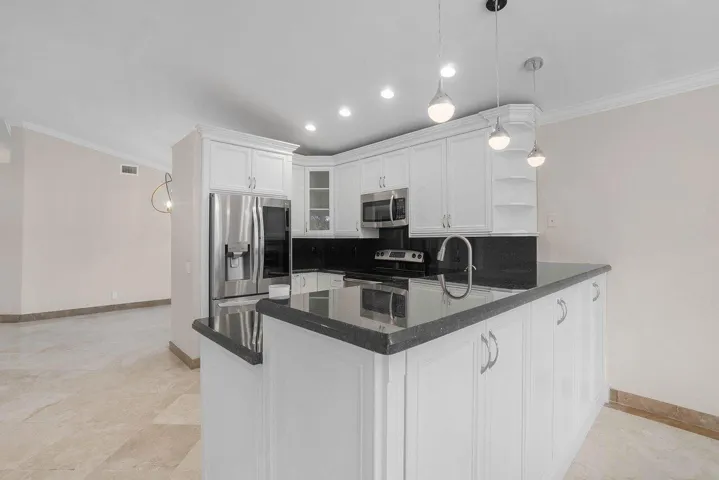 019-660Northwest45thAvenue-DeerfieldBeac